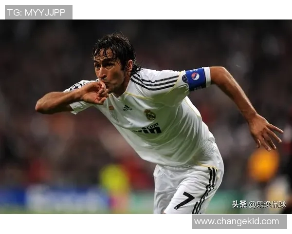 国际足球第一球星是谁的争议与历史背景分析